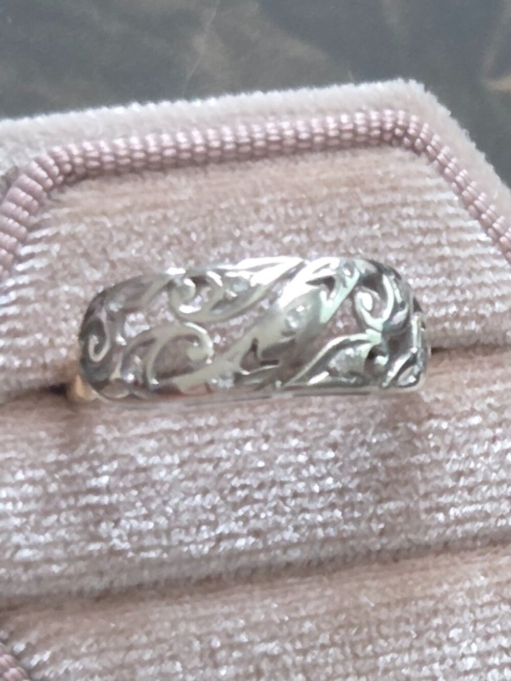 Vintage Two-Tone Yellow & White Gold Scroll Filigree Diamond Ring - Size 6